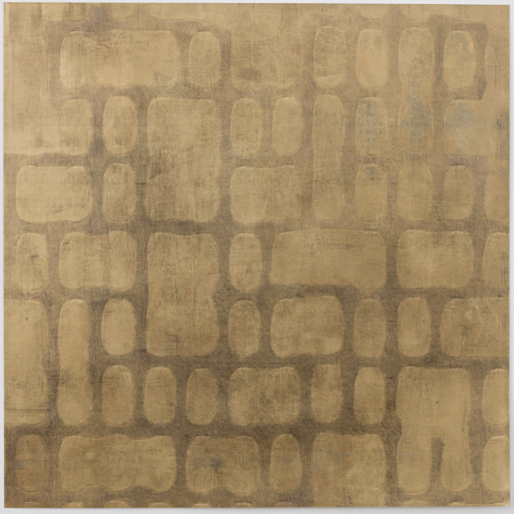 Structures in gold I